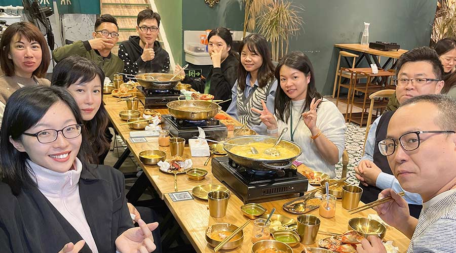寒冬暖心！金環(huán)電器銷售部組織火鍋團(tuán)建沖刺2022